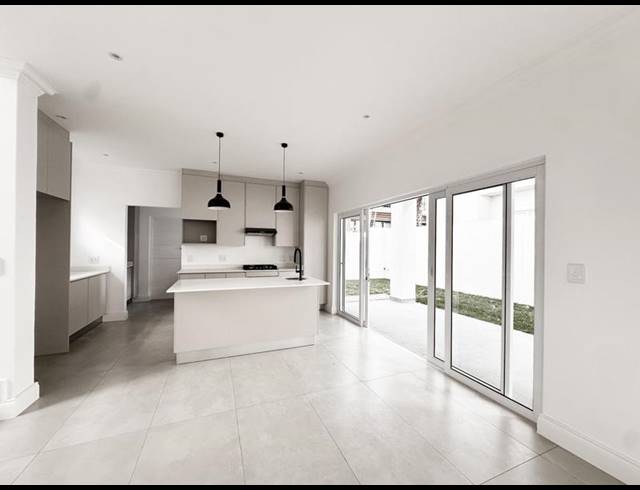 3 BEDROOM CLUSTER FOR SALE IN BRYANSTON EAST